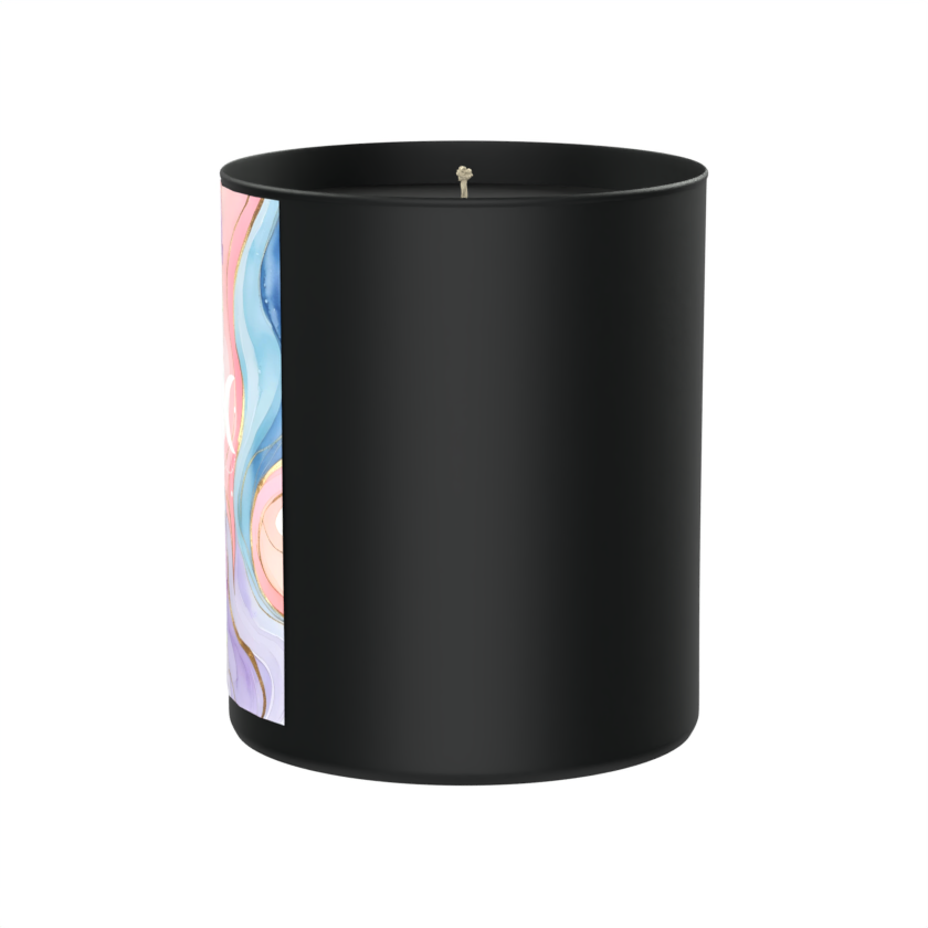 Bewitched elegance meets smoky seduction. 200g Black Candle ‘Dark Noir’