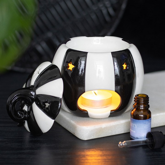 Black & White Pumpkin Oil Burner | Gothic Décor