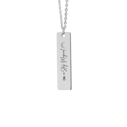 A silver bar pendant necklace