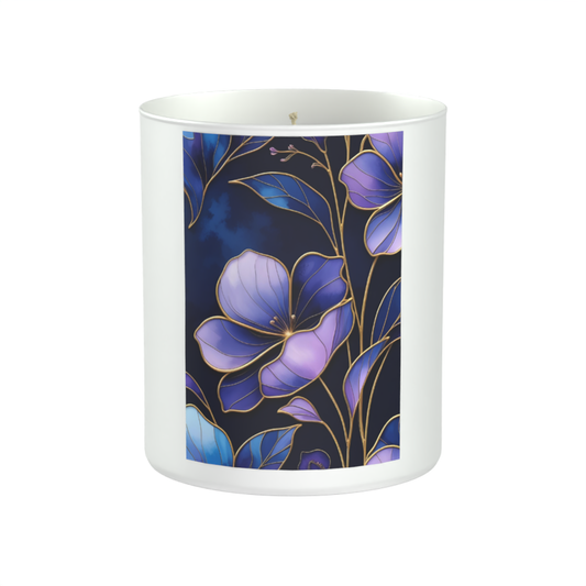 Velvet petals, smoky seduction, and moonlit confidence 200g White candle ‘Sandy Bay'
