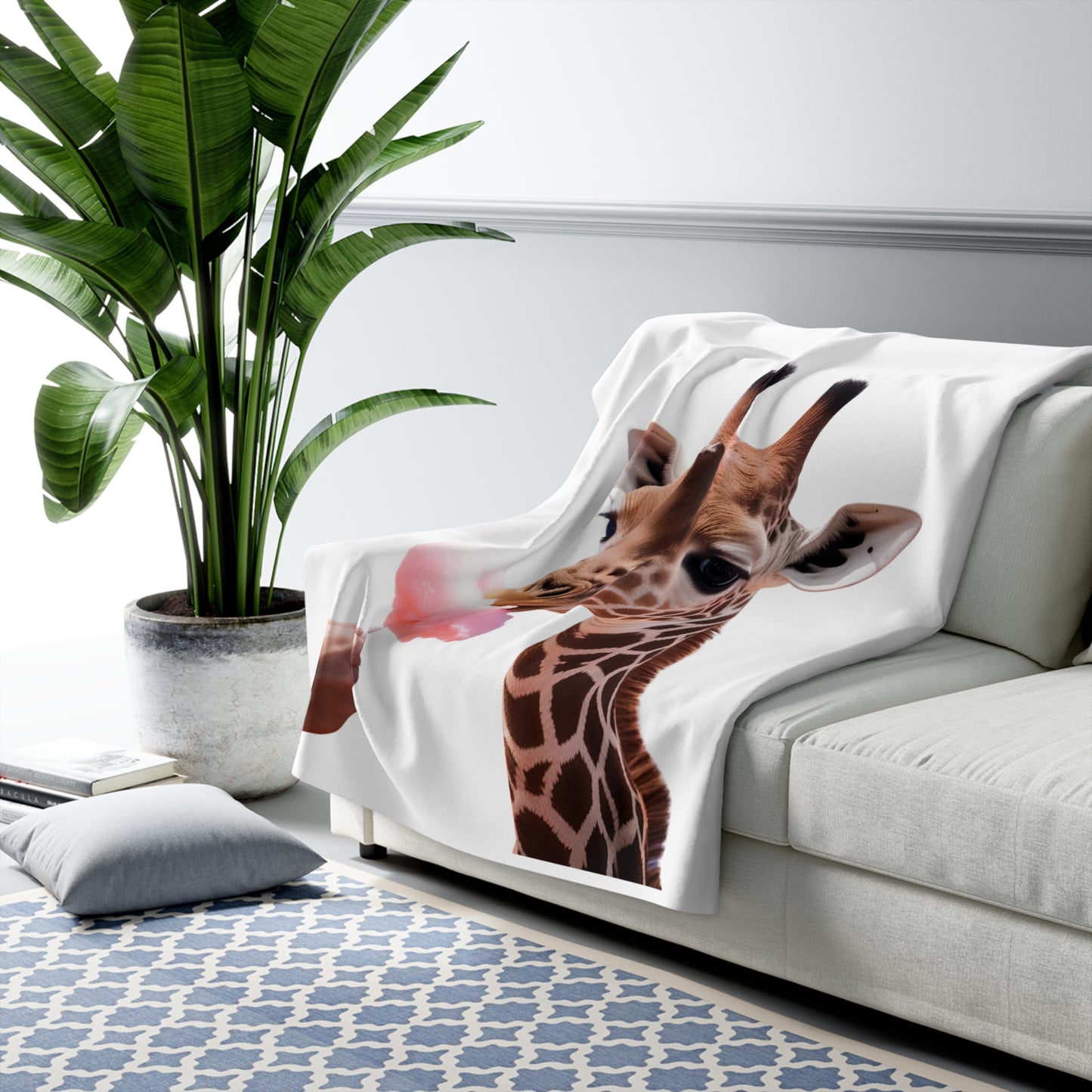 Giraffe Eating Candyfloss Sherpa Fleece Blanket