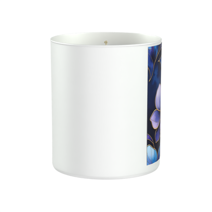 Velvet petals, smoky seduction, and moonlit confidence 200g White candle ‘Sandy Bay'