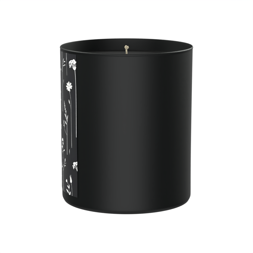 Earthy rituals, wild florals, and dark feminine energy 200g Black Candle ‘Dark Noir’