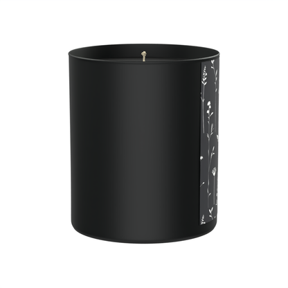 Earthy rituals, wild florals, and dark feminine energy 200g Black Candle ‘Dark Noir’