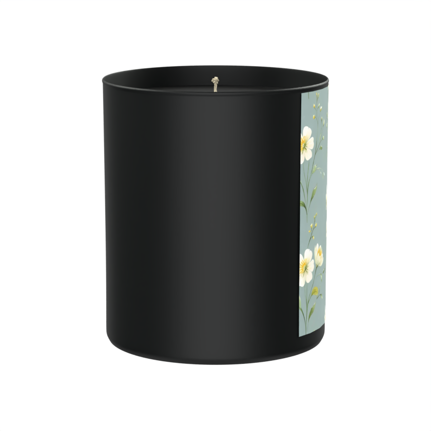 Dewy florals, earthy enchantment, and peaceful power 200g Black Candle ‘Dark Noir’