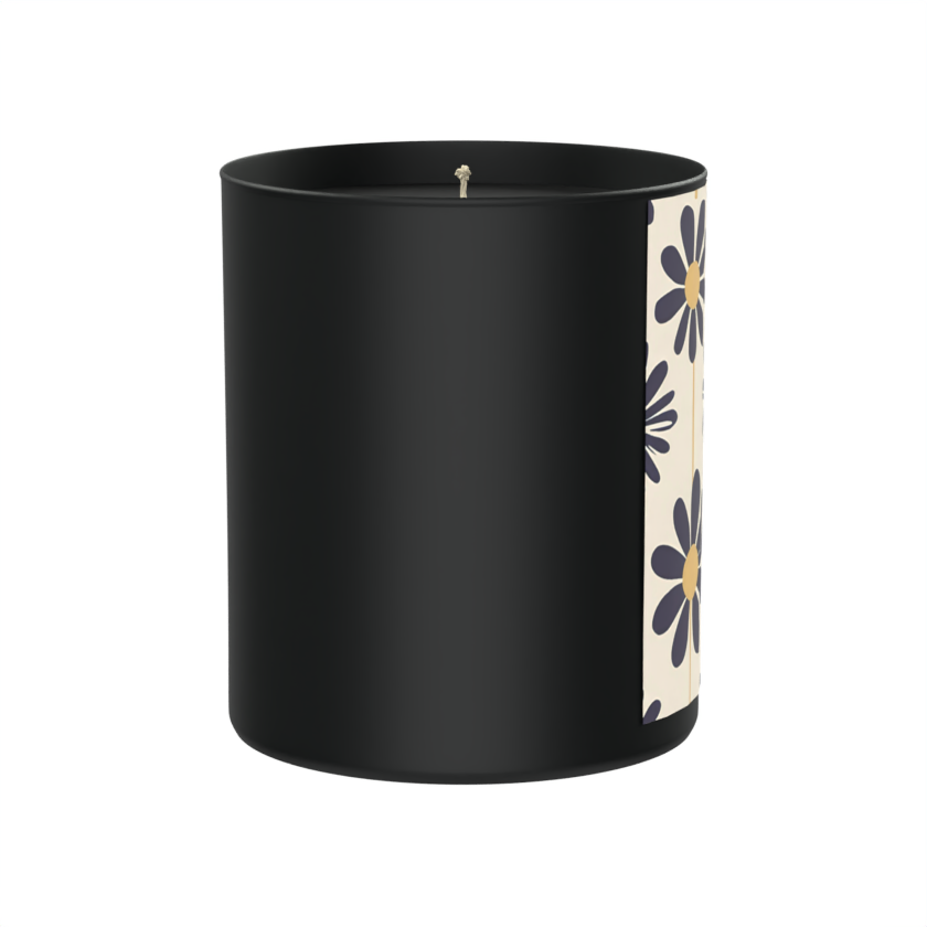 Vintage florals, deep woods, and a little flower power magic. 200g Black Candle ‘Dark Noir’