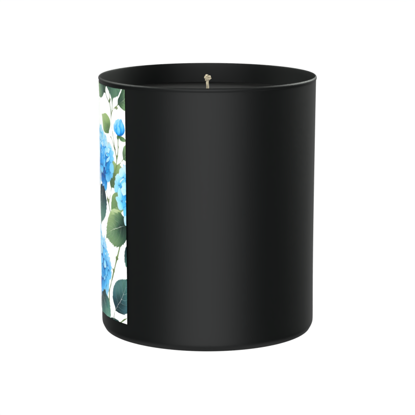 Quiet power in bloom 200g Black Candle ‘Dark Noir’