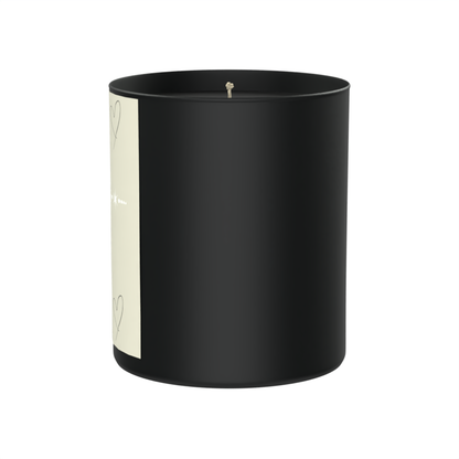 Soft hearts, dark woods, and dangerously good vibes 200g Black Candle ‘Dark Noir’