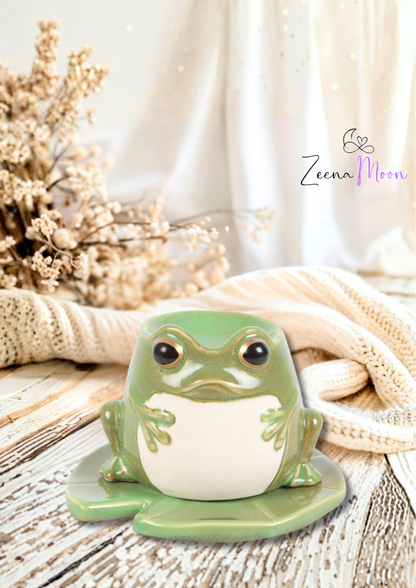 Frog Shaped Oil Burner and Lily Pad Plate