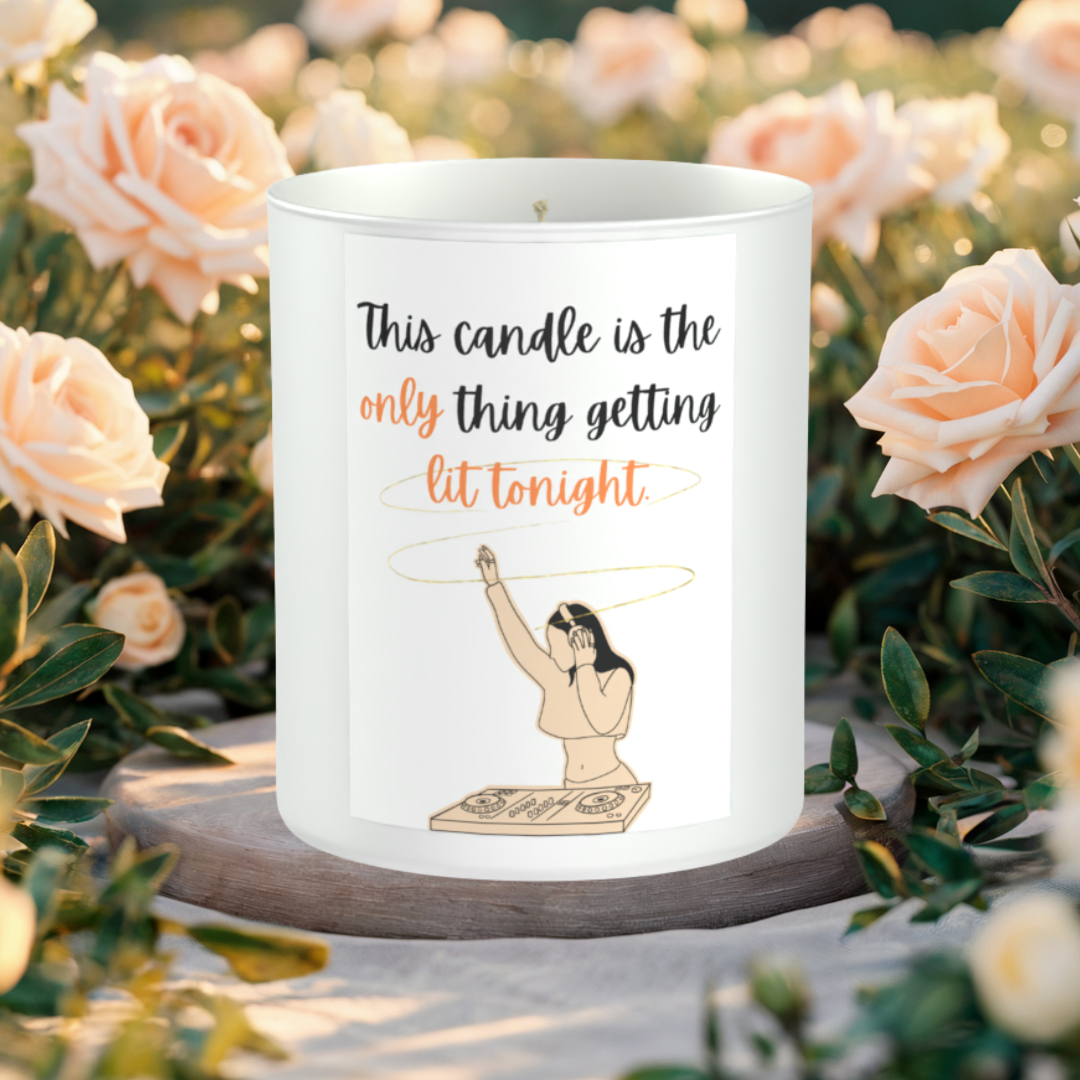 Lit Humour DJ 200g White candle ‘Sandy Bay'