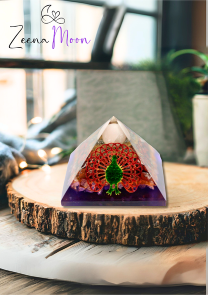Lrg Organite Pyramid 80mm - Peacock