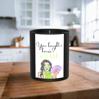 New House Rich Sassy 200g Black Candle ‘Dark Noir’