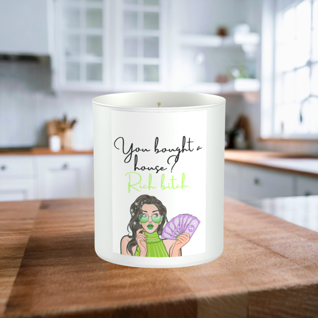 New House Rich Sassy 200g White candle ‘Sandy Bay'