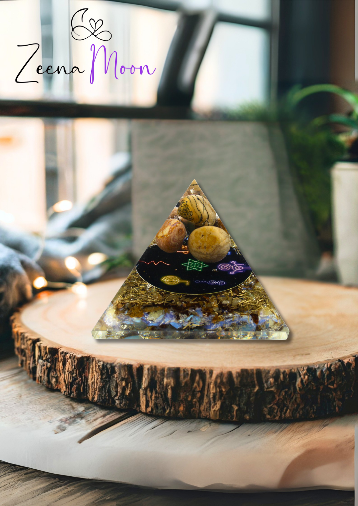 Orgonite Pyramid - Midnight Reiki - 70mm