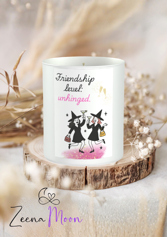 Friendship Unhinged 200g White candle ‘Sandy Bay'