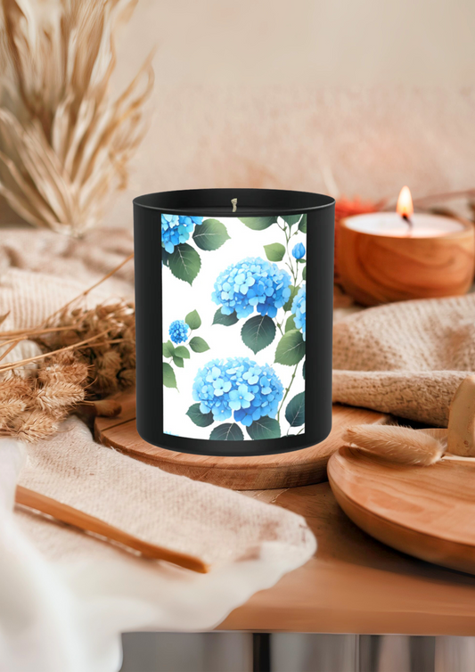Quiet power in bloom 200g Black Candle ‘Dark Noir’