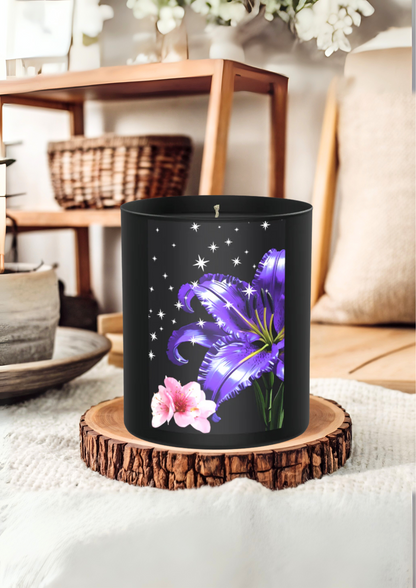 Midnight blooms, whispered spells, and floral femme power. 200g Black Candle ‘Dark Noir’