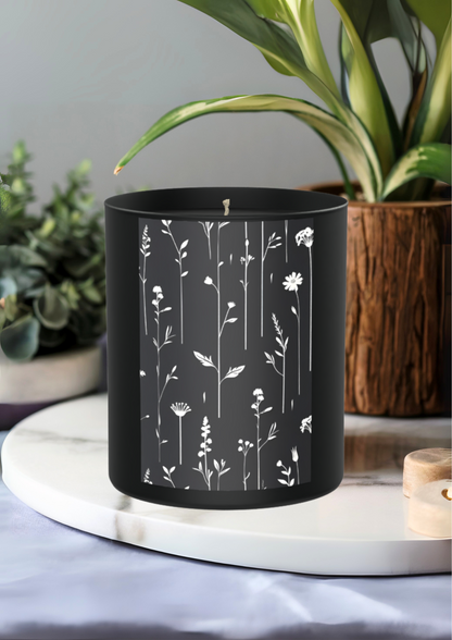 Earthy rituals, wild florals, and dark feminine energy 200g Black Candle ‘Dark Noir’