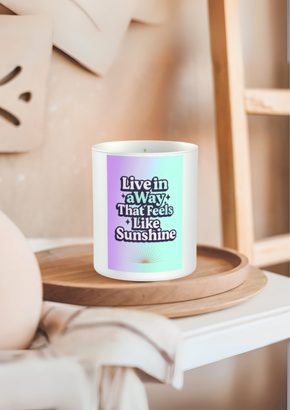 Live in a Way That Feels Like Sunshine 200g White candle ‘Sandy Bay'