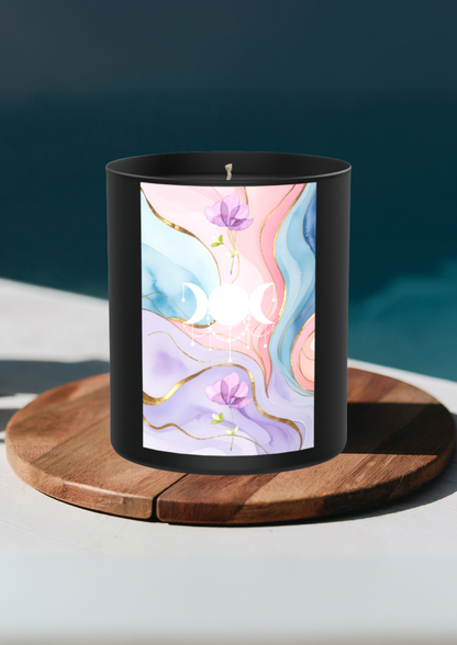 Bewitched elegance meets smoky seduction. 200g Black Candle ‘Dark Noir’