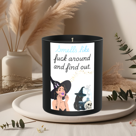 Smells like.... 200g Black Candle ‘Dark Noir’