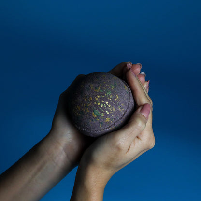 Dubai Bath Bomb - Emerald Oudh Truffle