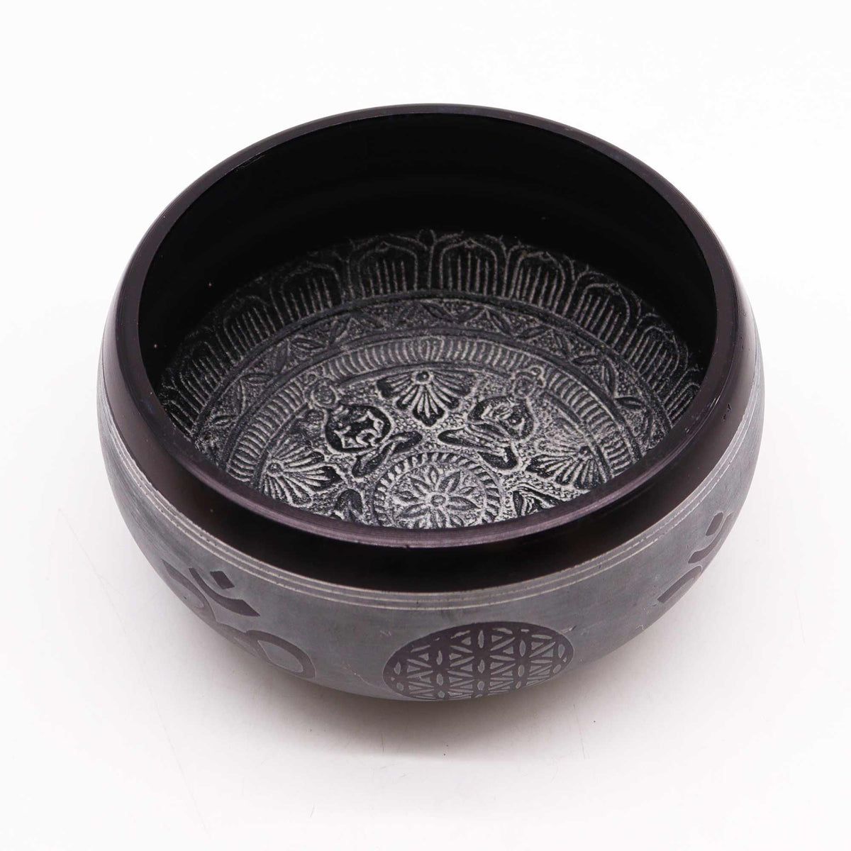 Om Five Buddha Aluminium Singing Bowl – 16c