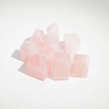 Indian Rose Quartz Gemstone Points – 0.5kg Pack | Approx. 8 Crystal Points