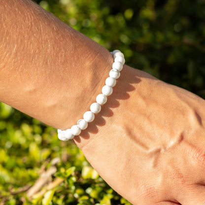 Petite Howlite Crystal Bracelet – 6mm Natural Gemstone Beads