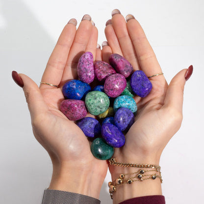 Colourful Dalmatian Jasper Tumble Stones – 1kg Bag Approx. 70