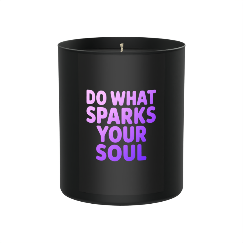 Do What Sparks Your Soul 200g Black Candle ‘Dark Noir’