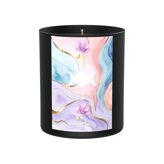 Bewitched elegance meets smoky seduction. 200g Black Candle ‘Dark Noir’