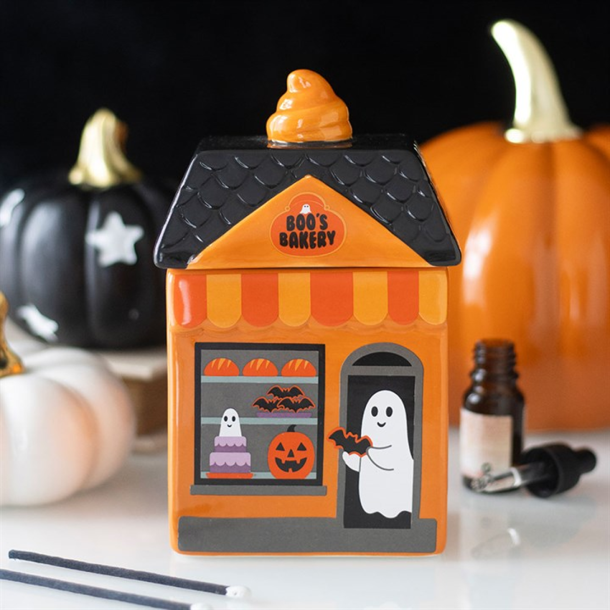 Boo’s Bakery Halloween Oil Burner – Spooky Ceramic Burner